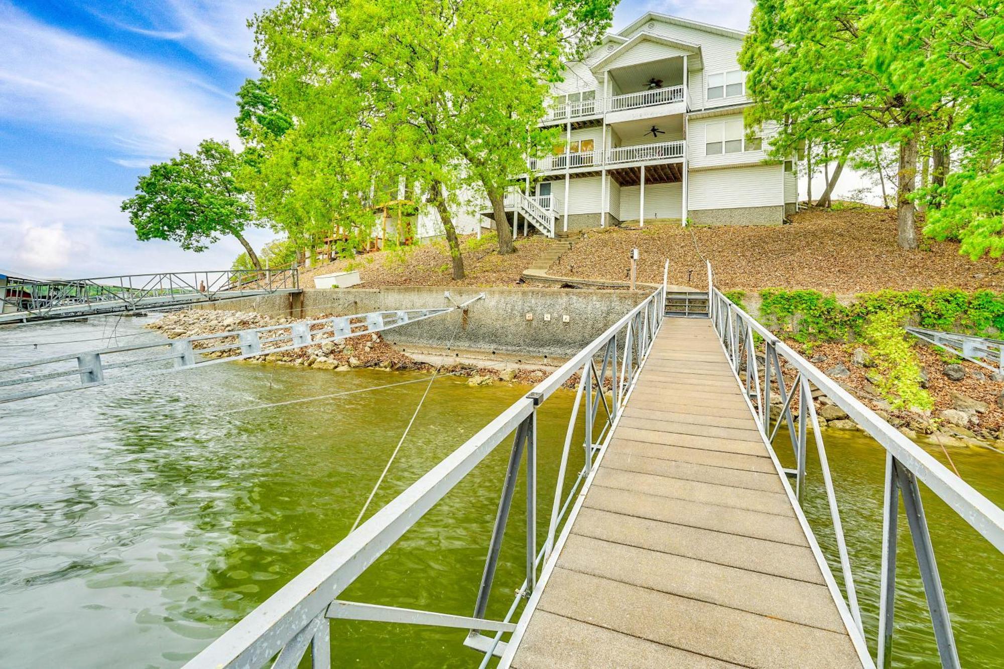Townhouse With Shared Dock On Lake Of The Ozarks! エクステリア 写真