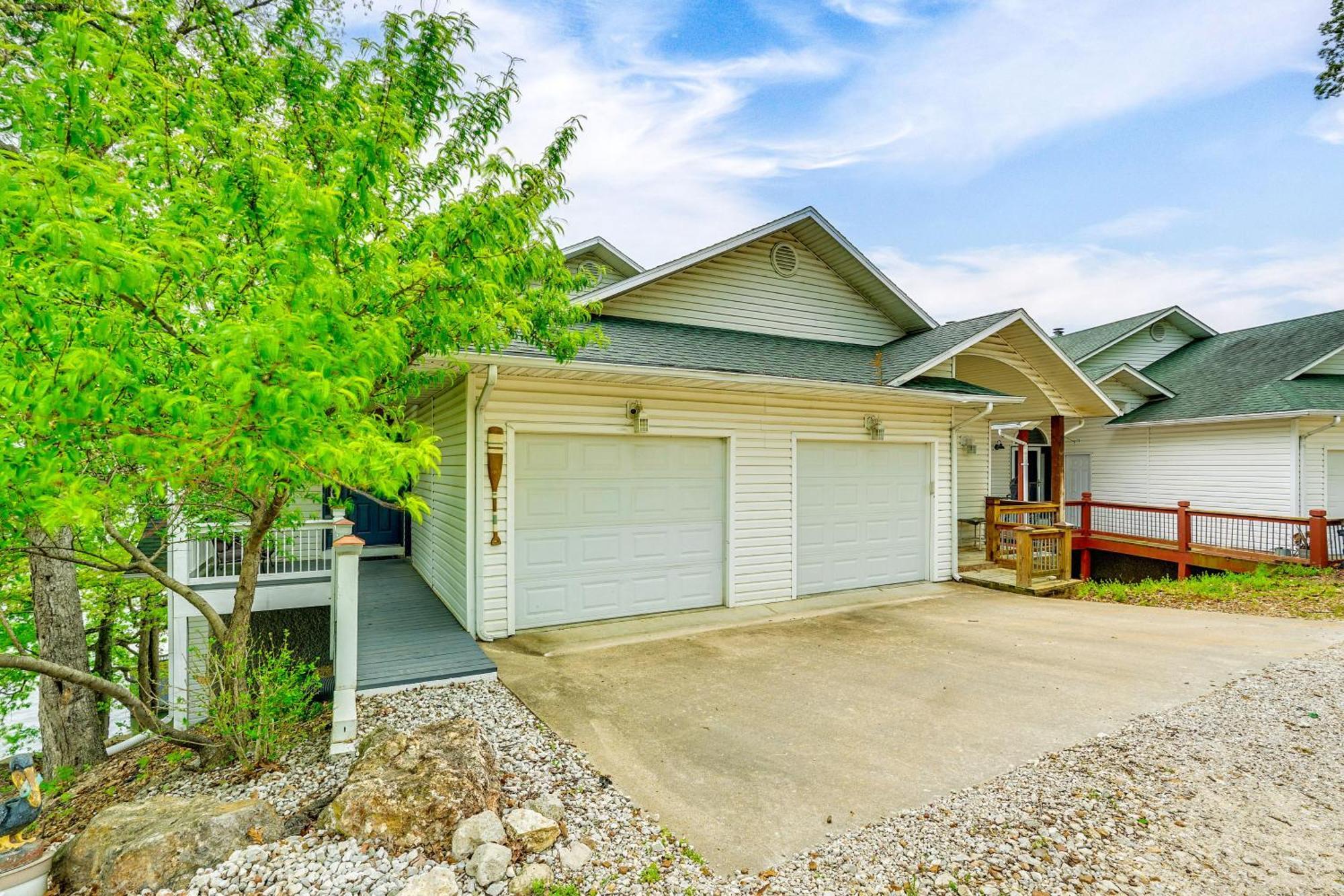 Townhouse With Shared Dock On Lake Of The Ozarks! エクステリア 写真